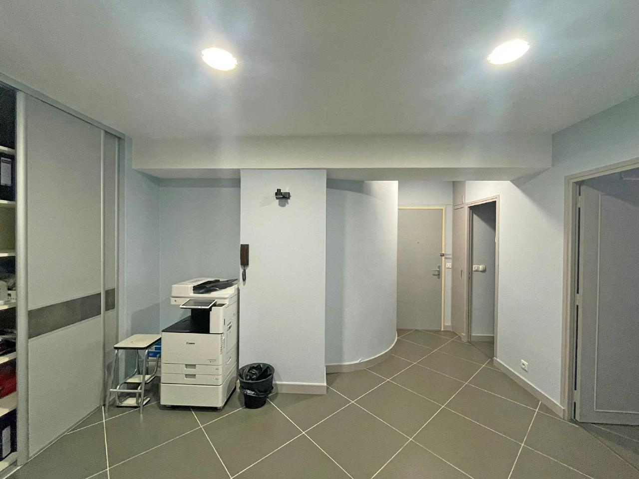 Bureau Paris 103m² Location bureau Paris OLBUR2207035 2